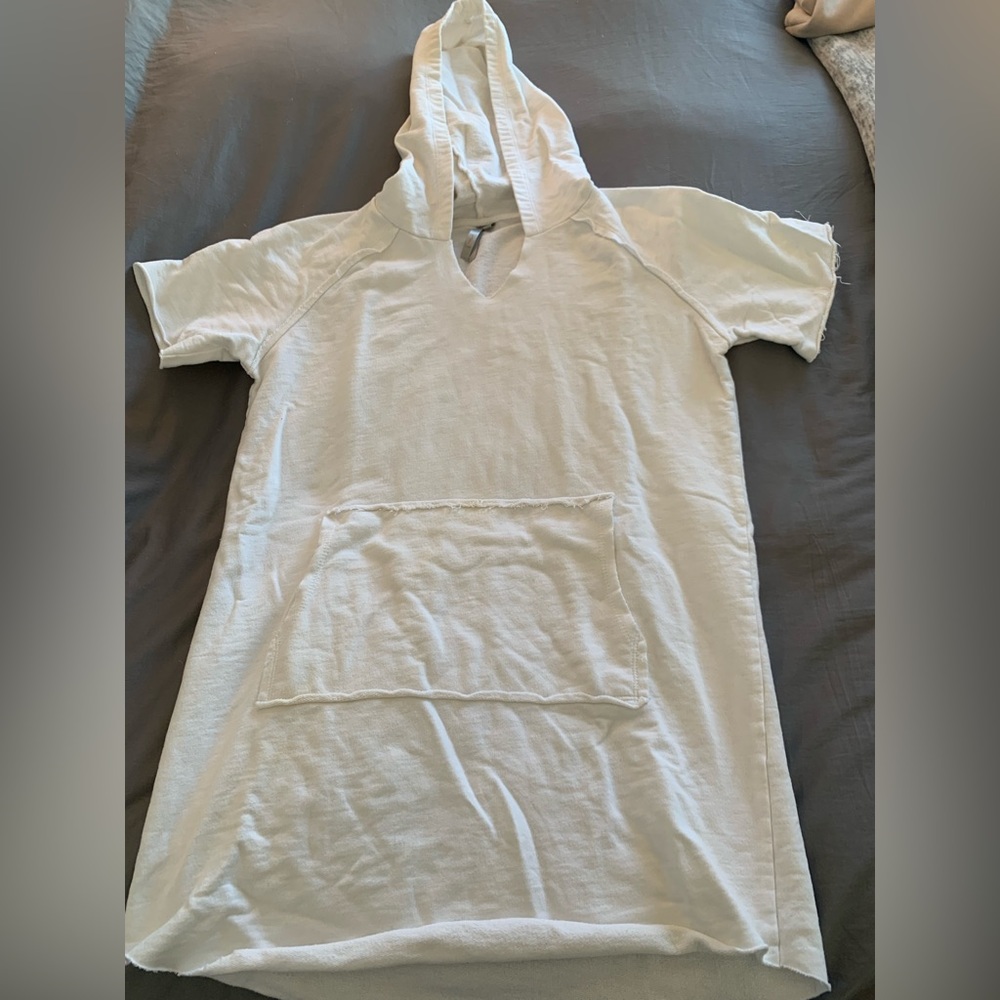 Mono B Sweatshirt size M